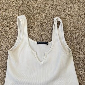 cropped v-cut brandy melville tank